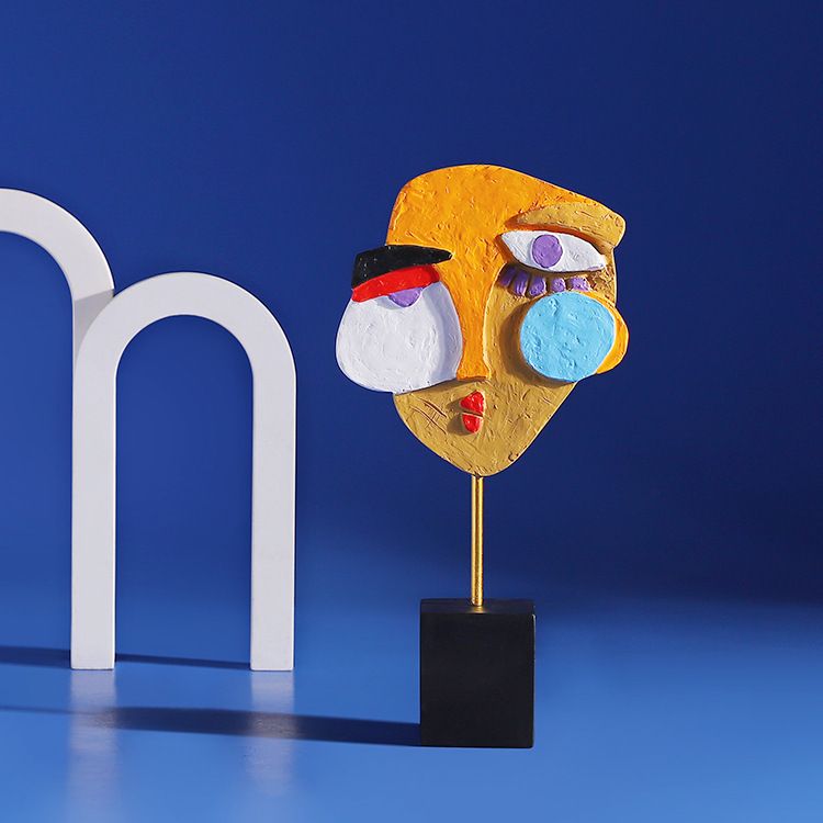 Creativo astratto volto umano  - Tv Art And Craft recensione e prezzo