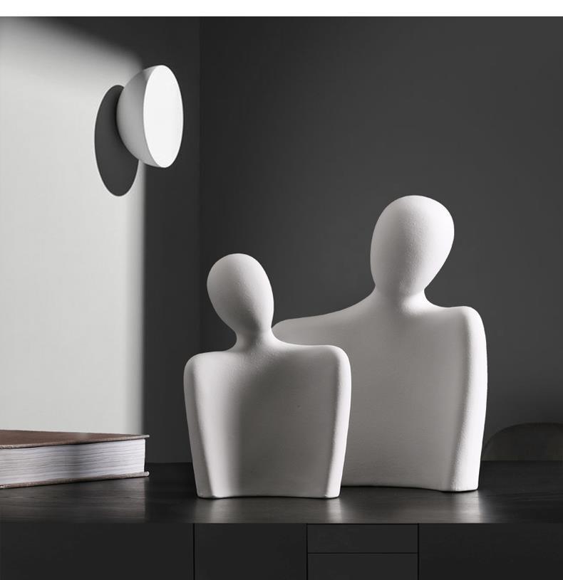 Statue per la decorazione Arti - Tv Art And Craft recensione e prezzo